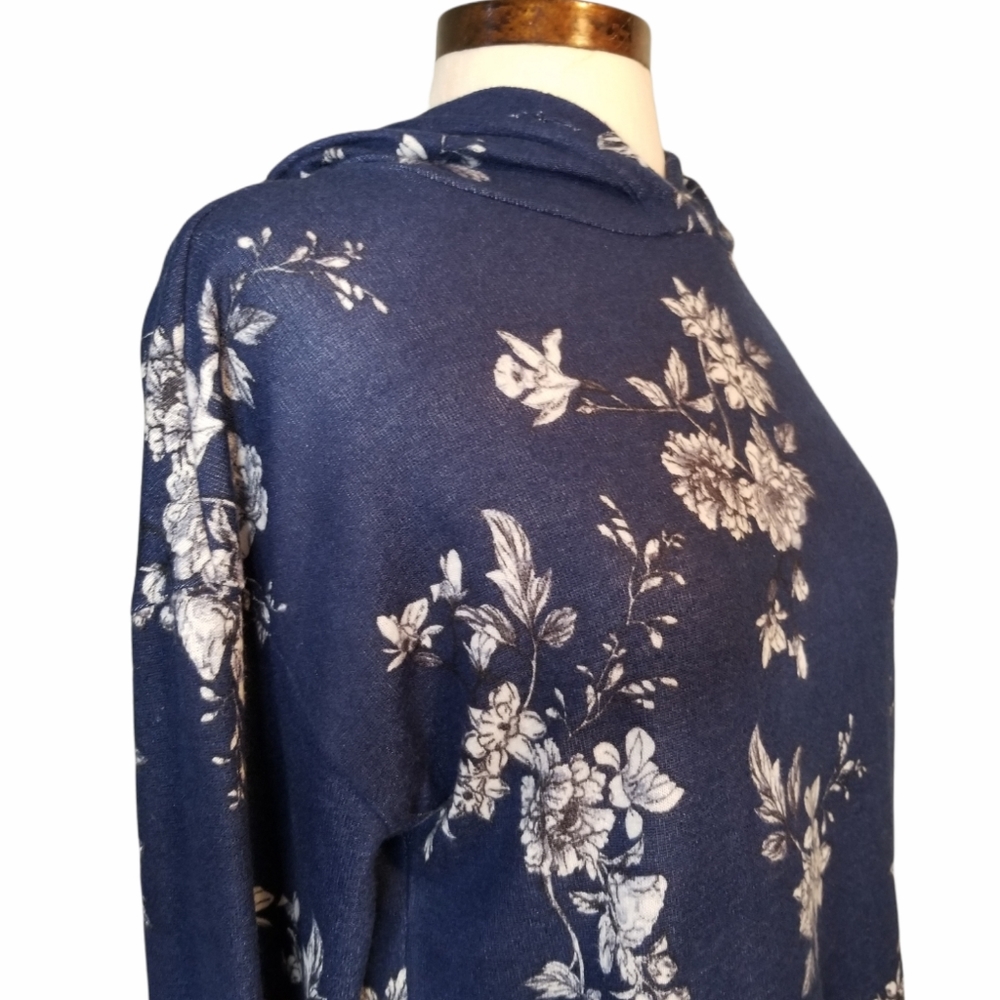 Rue 21 sweater